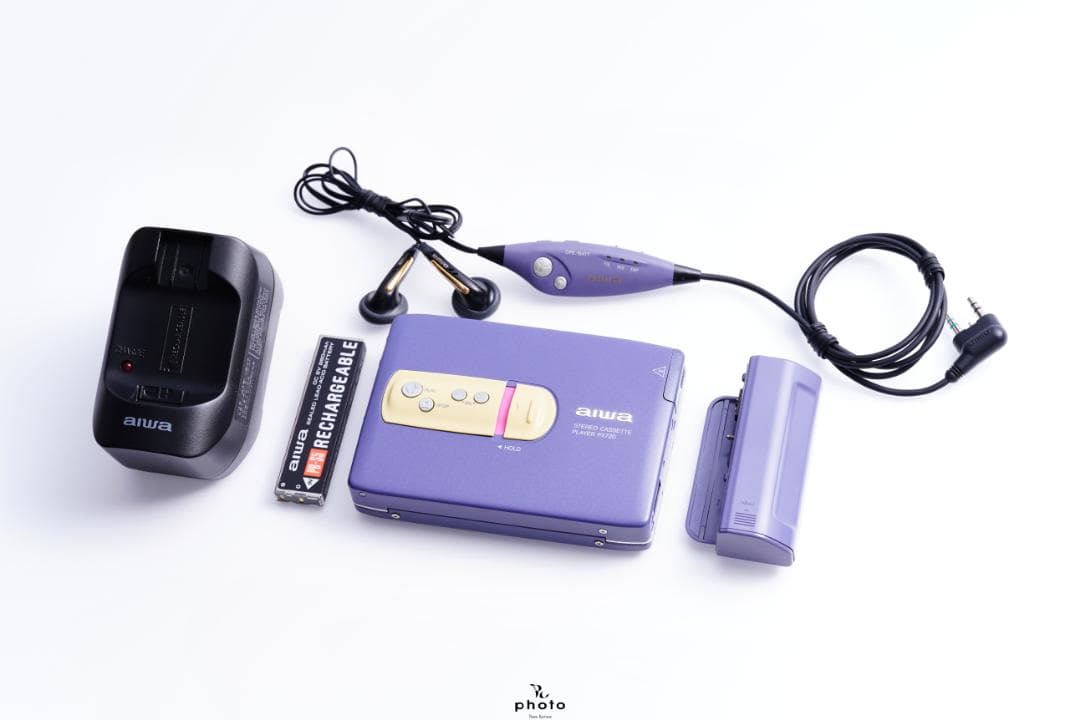 aiwa 薄型高音質 カセットプレーヤー HS-PX720 希少色