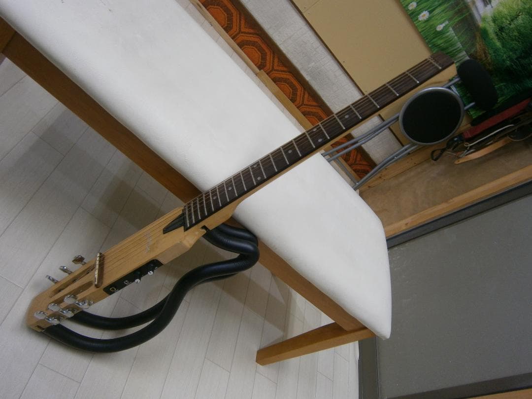 Artisan＜サイレント・トラベルギター＞折り畳みタイプ