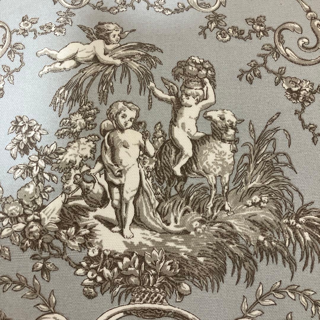 アンティーク調 白 椅子 スツール トワルドジュイ柄座面 ハンドメイド作品