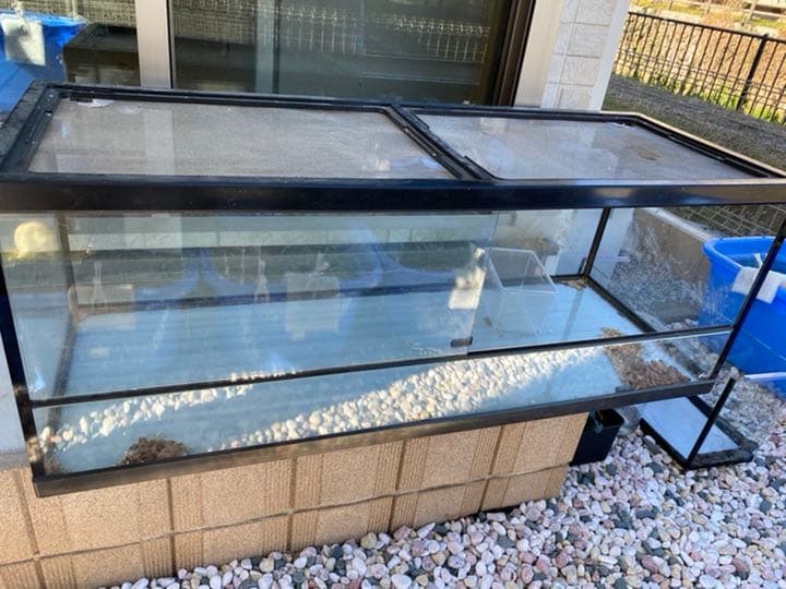 爬虫類用ケージ幅120センチ