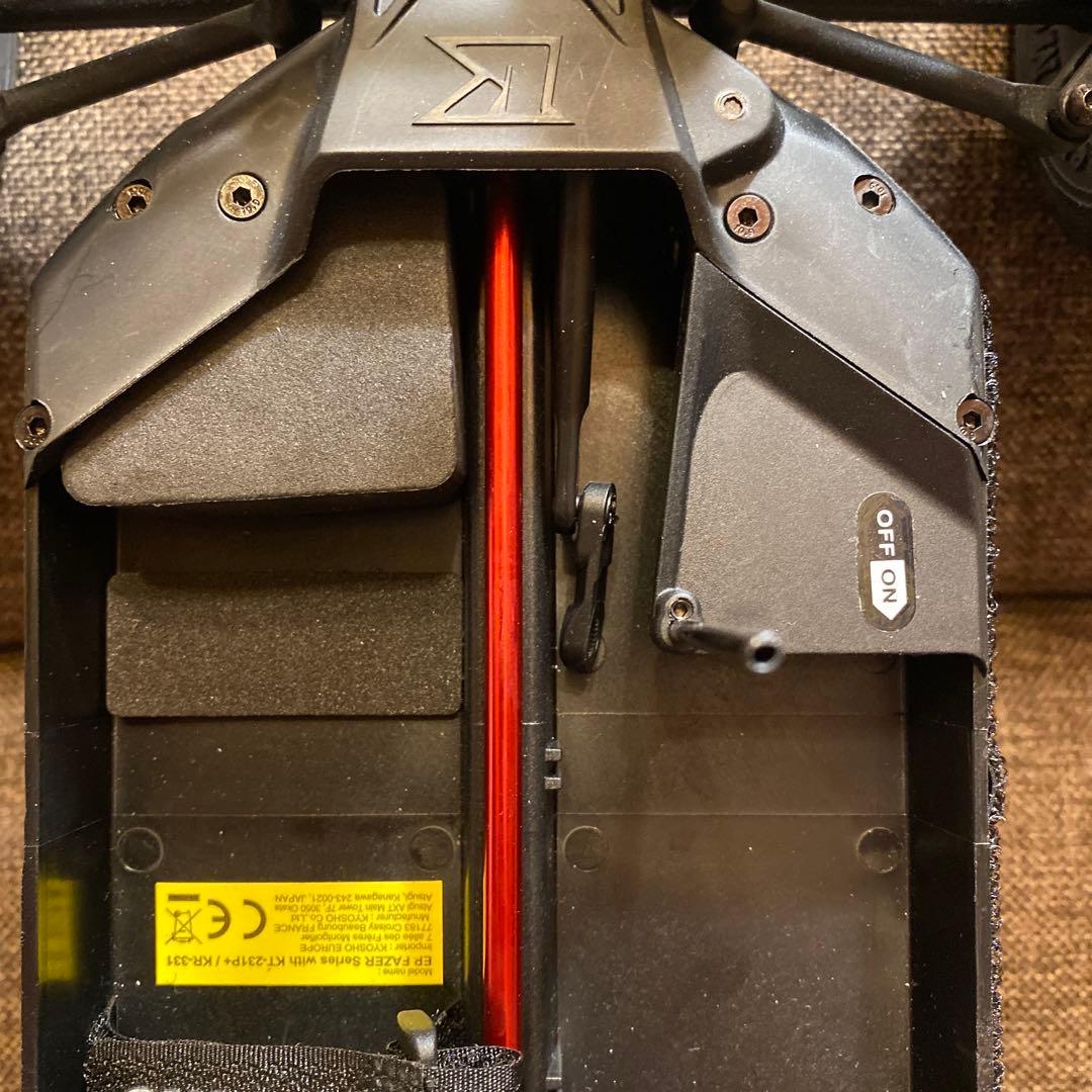 お*ん様 京商　メカレスマッドバンVEシャーシ　シボレーシェベルボディ　部品取り