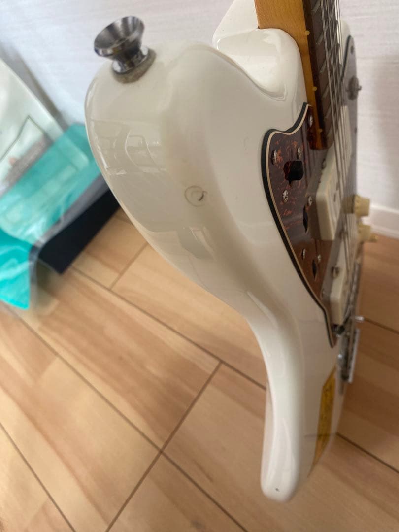 【ぺ】Squier by Fenderジャズマスター