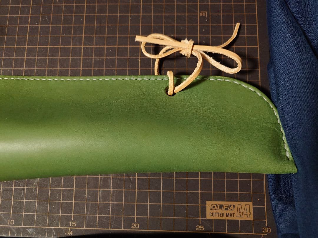 緑色 本革 コントラバス 弓ホルダー 弓ホルスター ハンドメイド レザー