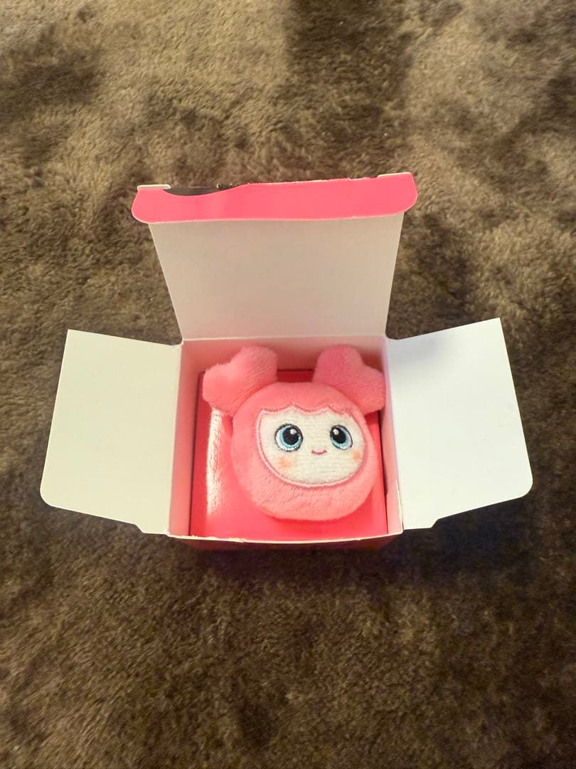 TWICE BABY LOVELY ぬいぐるみリング モモ モブリー - メルカリ