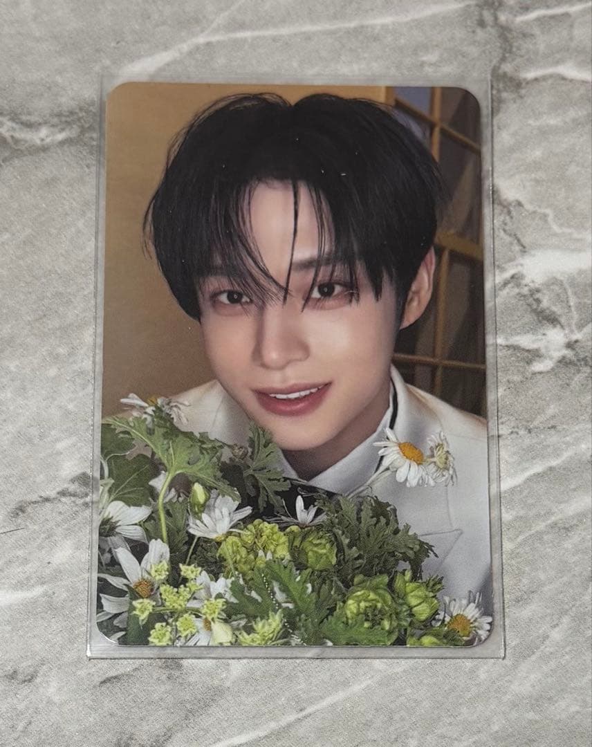 ZB1 ZEROBASEONE ゼベワン トレカ 封入 ジウン - メルカリ