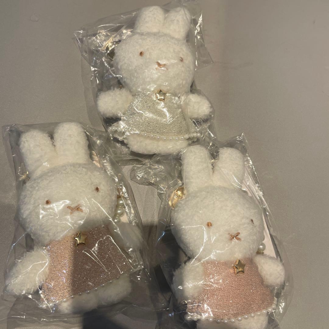 ミッフィー 原宿限定 バッグチャーム ぬいぐるみ マスコット miia