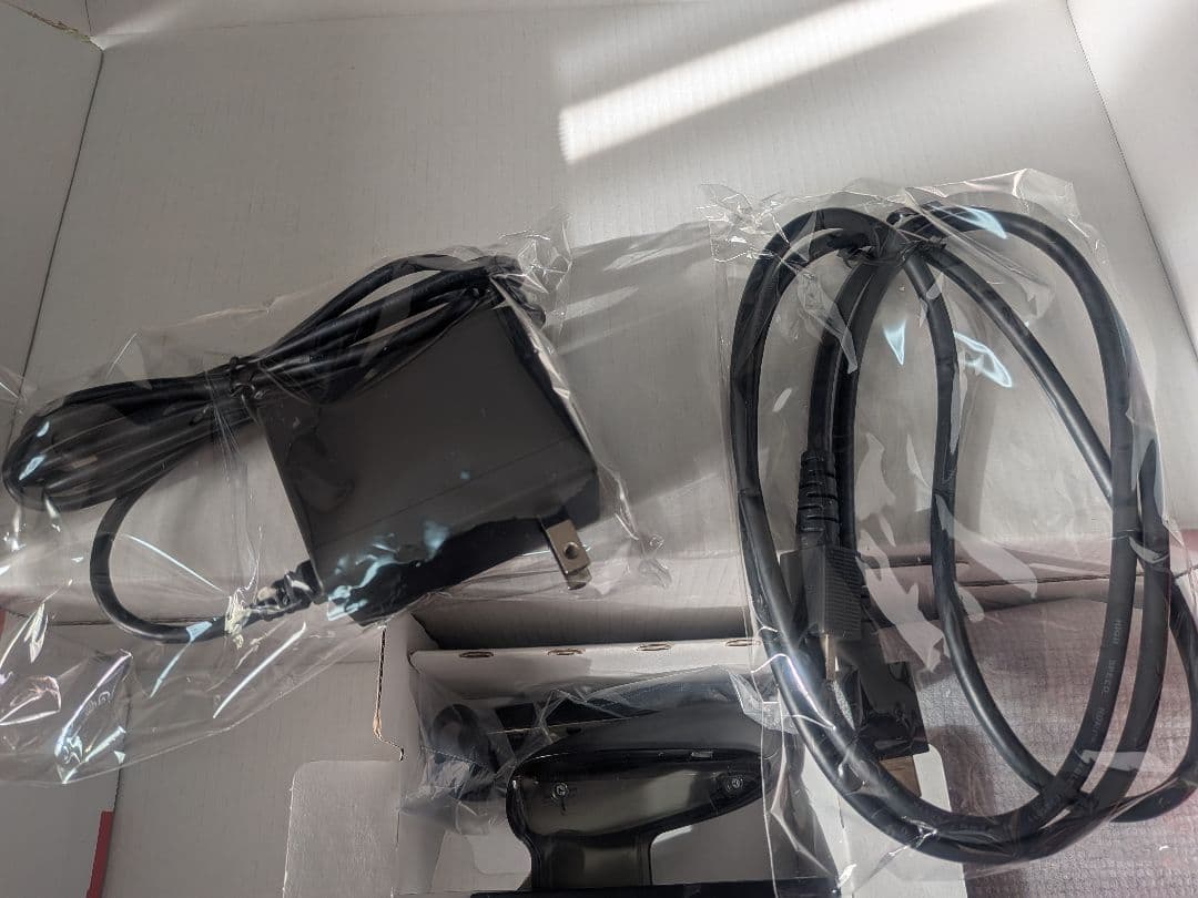 Nintendo Switch 本体 青/赤 Joy-Con付き　SD認識NG