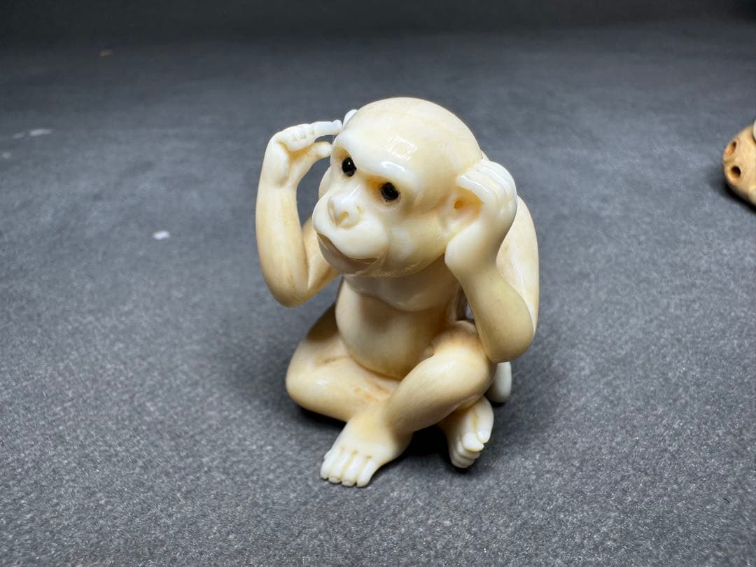 極上 松山 根付 天然素材 アンティーク 和彫 置物 骨董 飾り物 古美術品