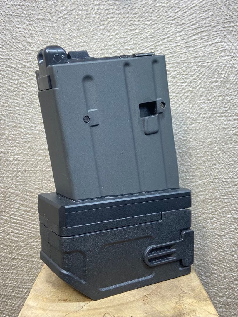 R7-05 東京マルイ GBB M4 マガジンアダプター 外部ソース仕様