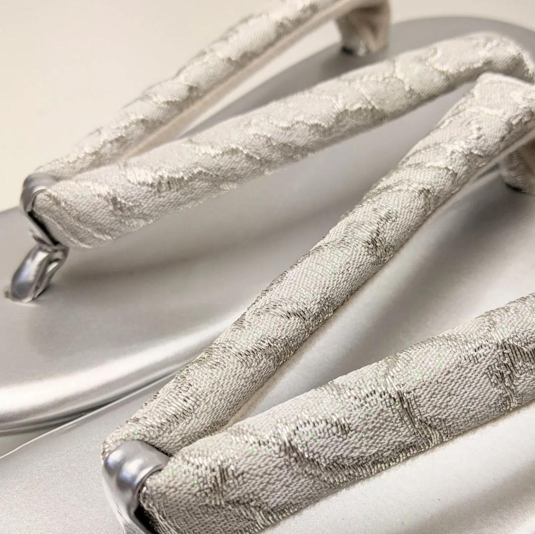 マコ様和装 草履バッグセット フォーマル 帯地 シルバー フリーサイズ u24