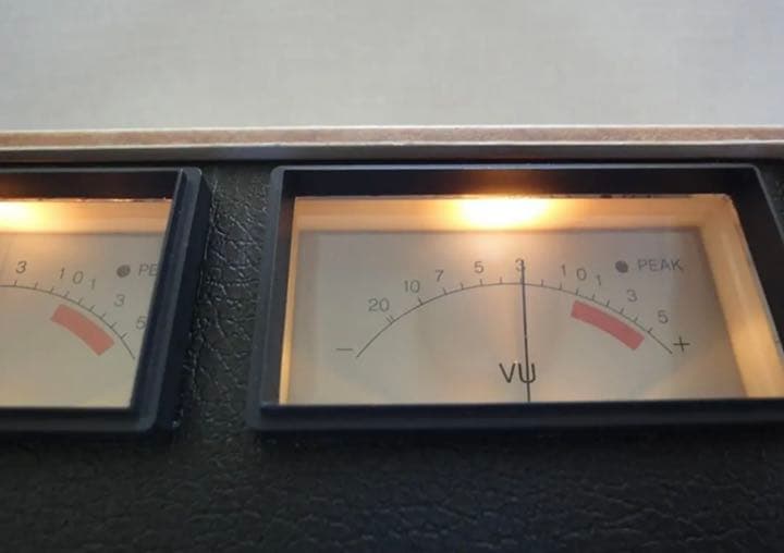 セール ステレオVUメーター(ピーク表示機能LED付)