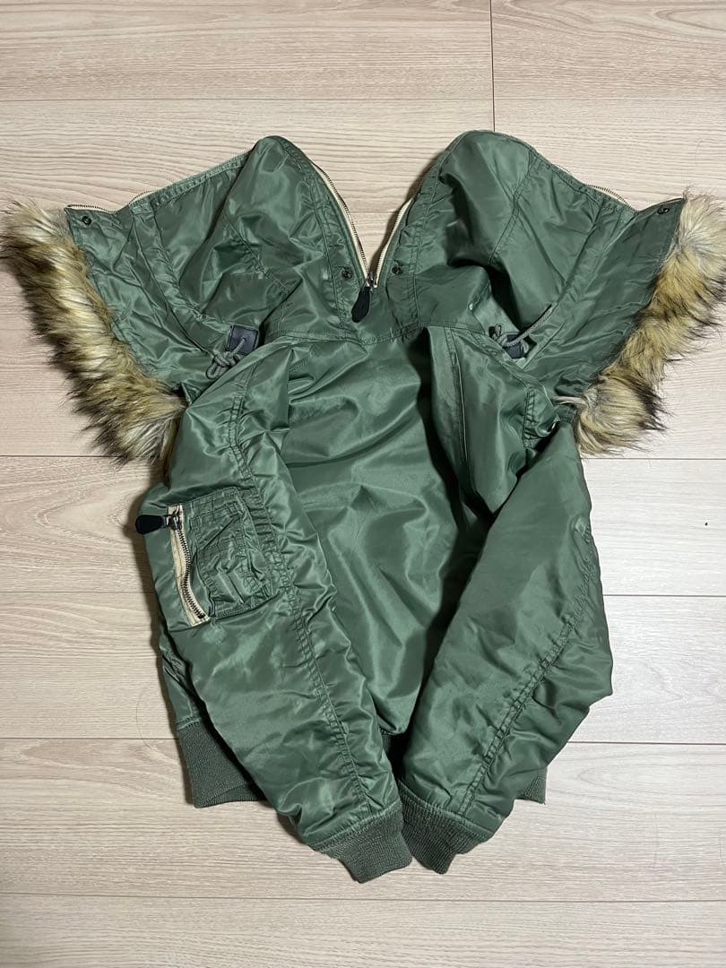 希少 AVIREX archive N2B 短丈 ファーフライトジャケット