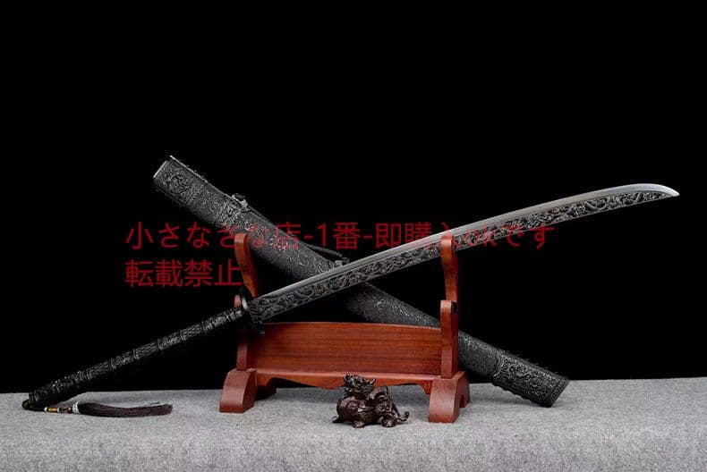 康熙繍春  古兵器 武具 刀装具 日本刀 模造刀 居合刀 春の刺繍を施した刀