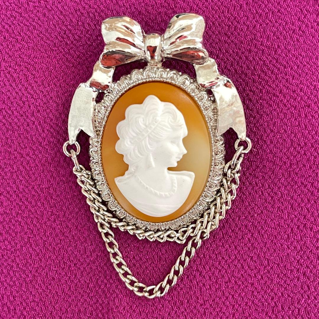 軽量ブローチ カメオデザイン ブローチ ビンテージブローチ - メルカリ