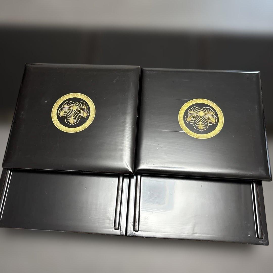 漆器 重箱 5段 黒地 金色松