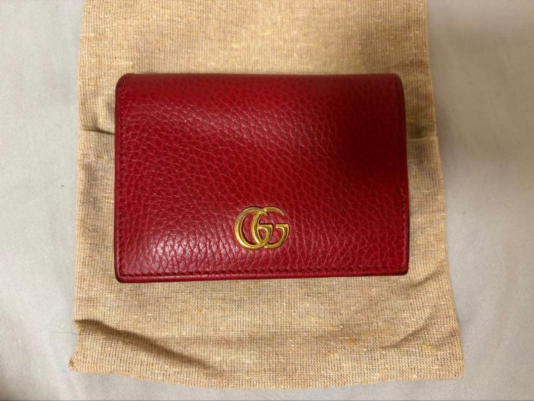 GUCCI レザー 二つ折り財布 赤 GUCCI 赤 レザー 二つ折り財布