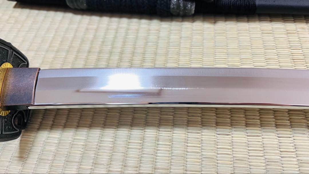 模造刀 太刀 漆黒刀 山本勘助太刀拵え 左文字 石目鞘 龍目貫 251020-1