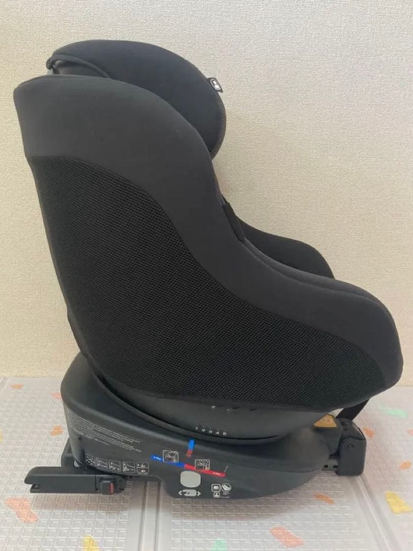 Joie 車用チャイルドシート ブラック Arc360
