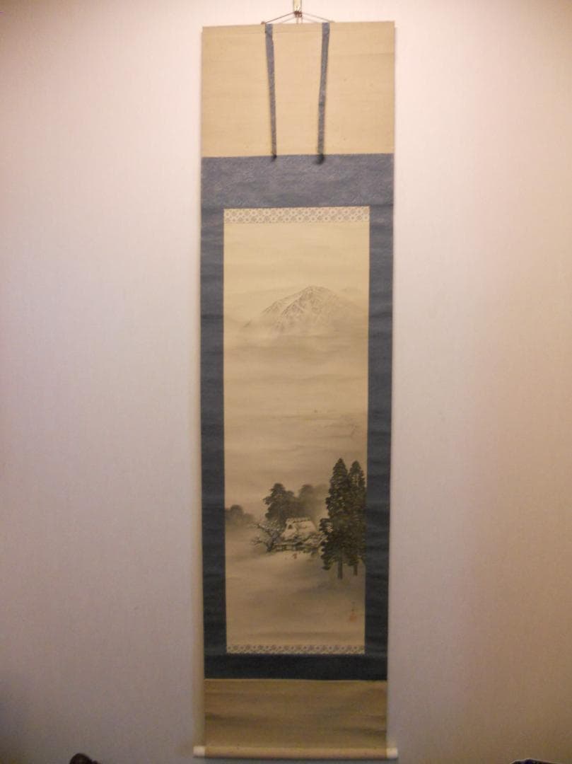 掛け軸 逸堂 松林山水 絹本 希少 軸装 茶道具 掛軸 美品 です。