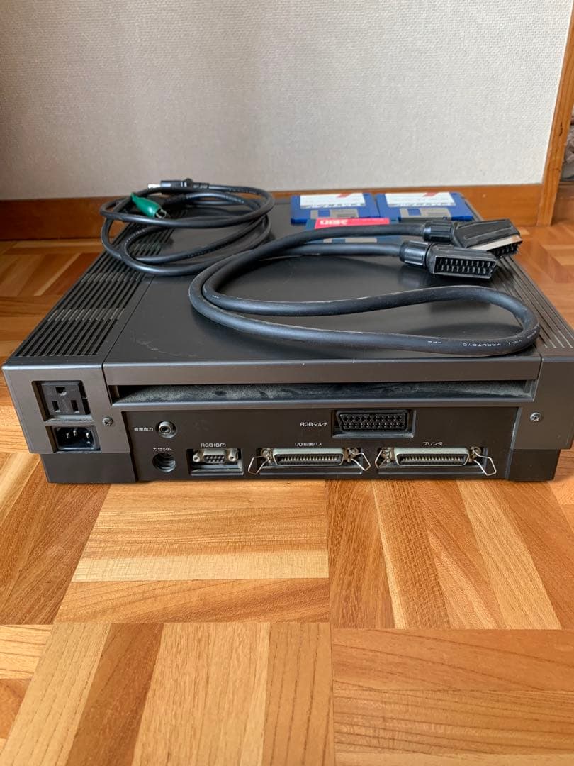FM-77AV初代モデル 3．5FD 1ドライブ ジャンク品