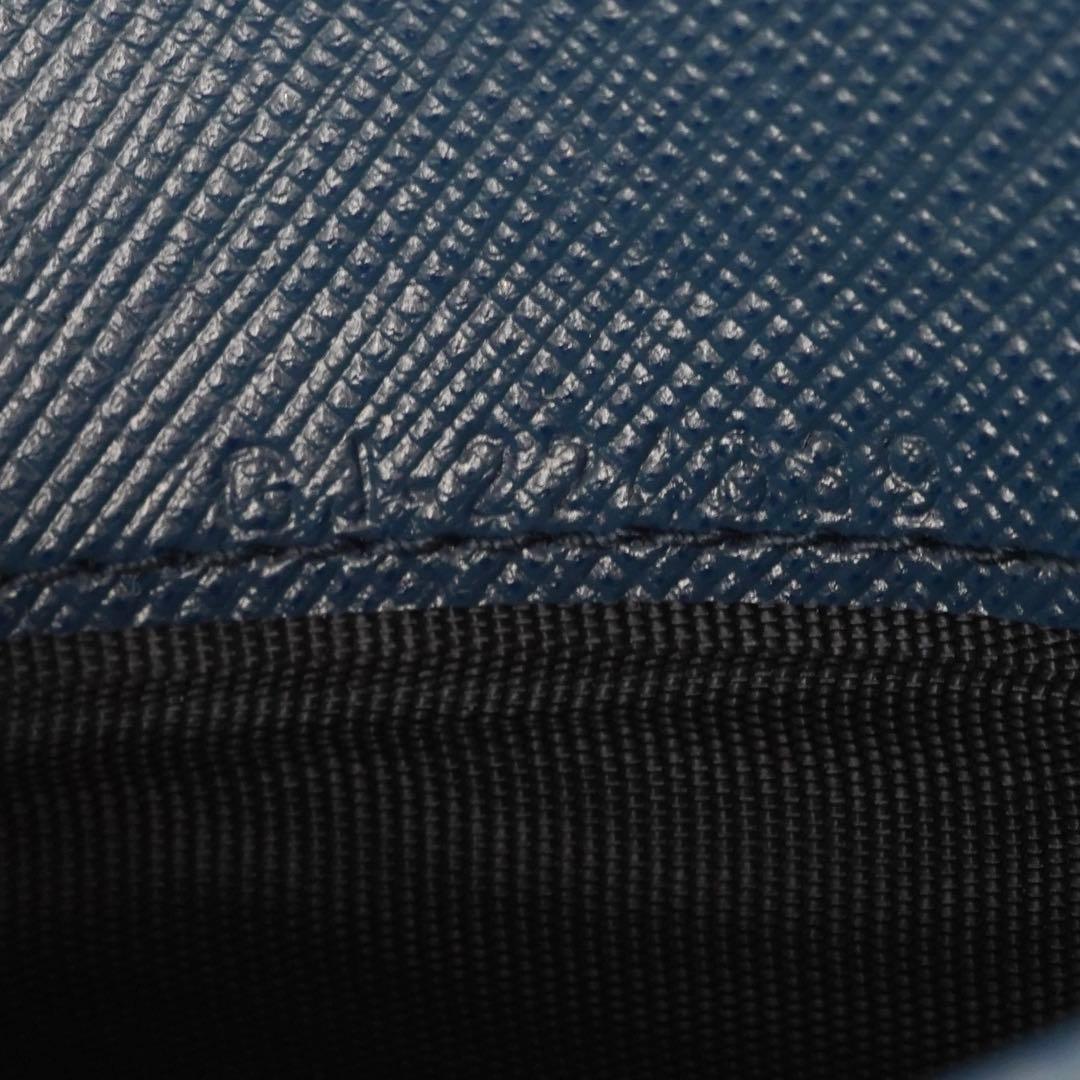 ✨未使用に近い✨　Ferragamo ミニ財布　ガンチーニクロジャー　二つ折り