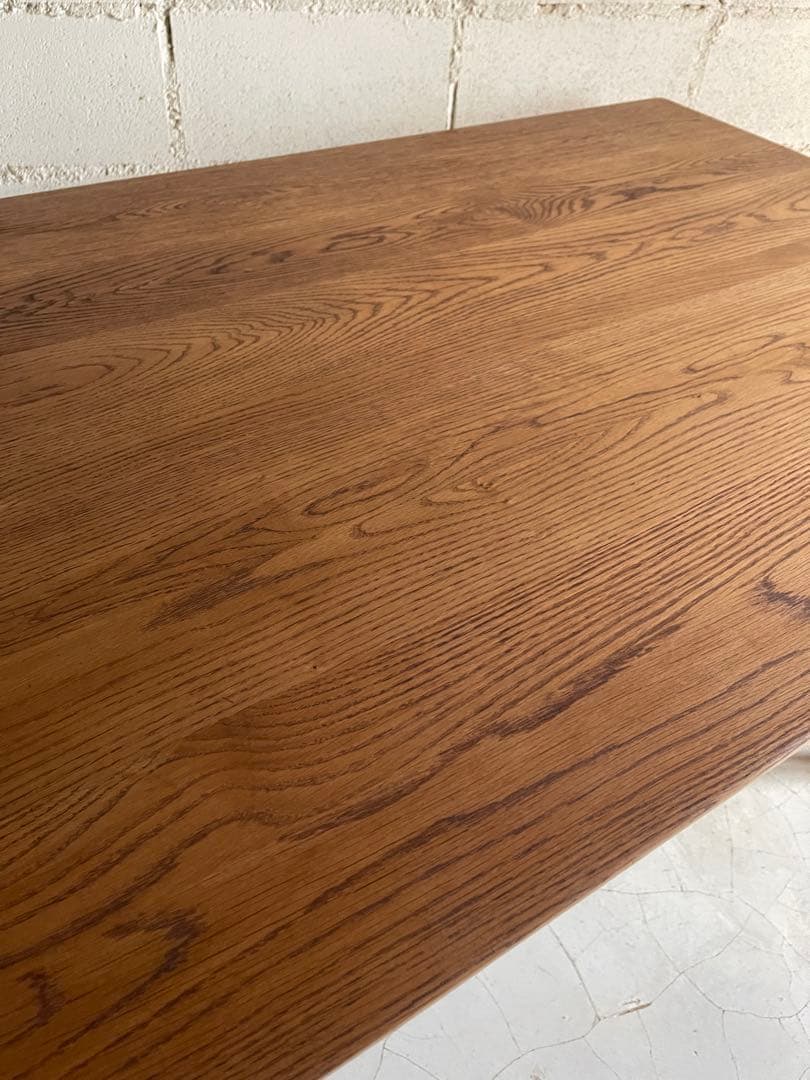 天然木オーク無垢材　ダイニングテーブル　テーパー角脚　斜め脚　北欧スタイル