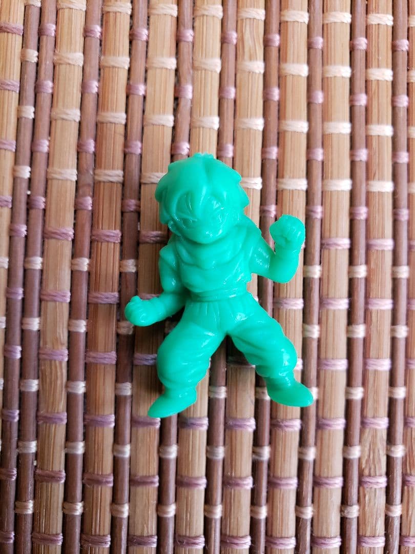 ドラゴンボール消しゴムバトルフィギュアパート2セル未切り橙　孫悟飯　緑　新品