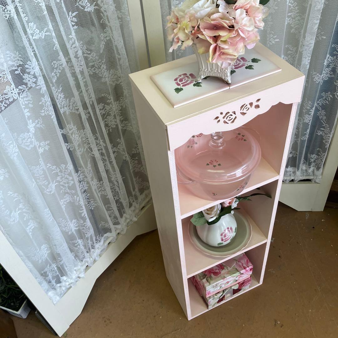 マニーローズタイルのピンクの木製 3段薄型ボックスシェルフW27.5 H80cm