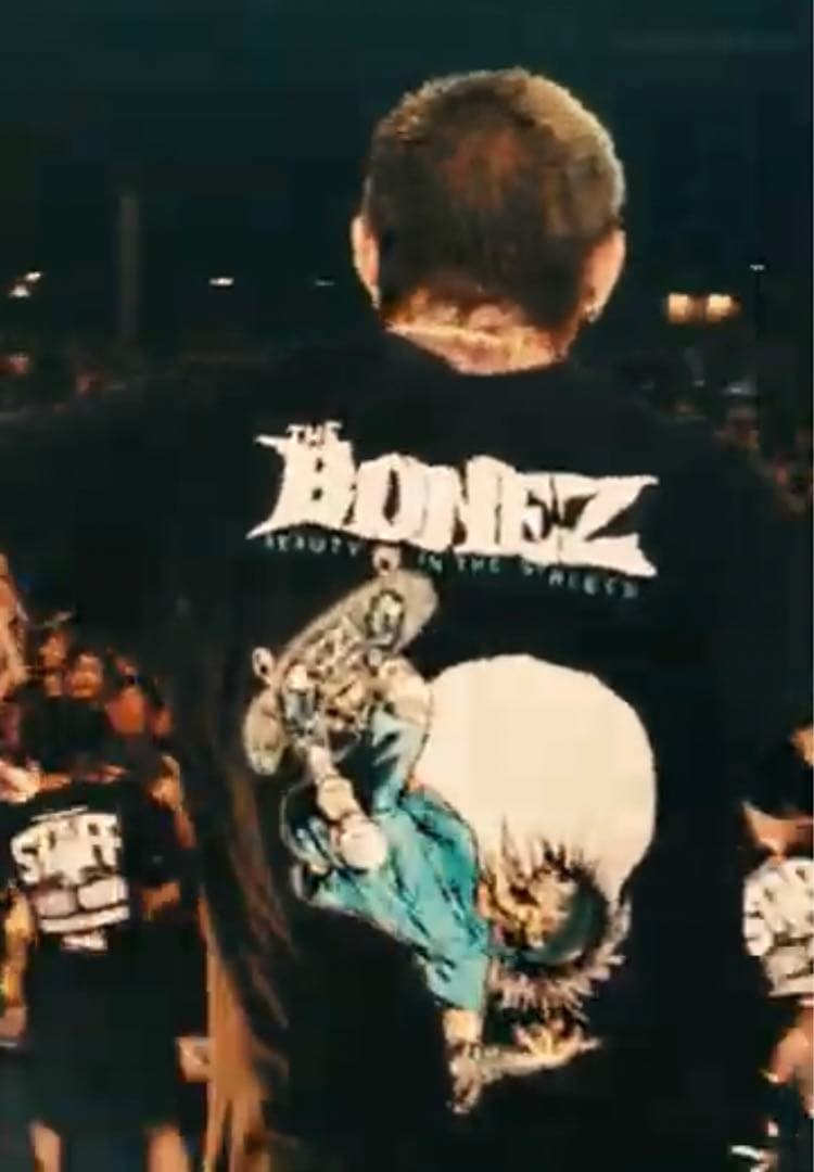 The BONEZ damaged skull Tシャツ ボーンズ The BONEZ スカルTシャツ