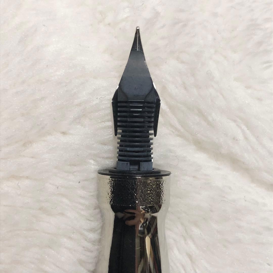 新品未使用 廃番 ピナイダー ジェムストーン 万年筆 マカライト