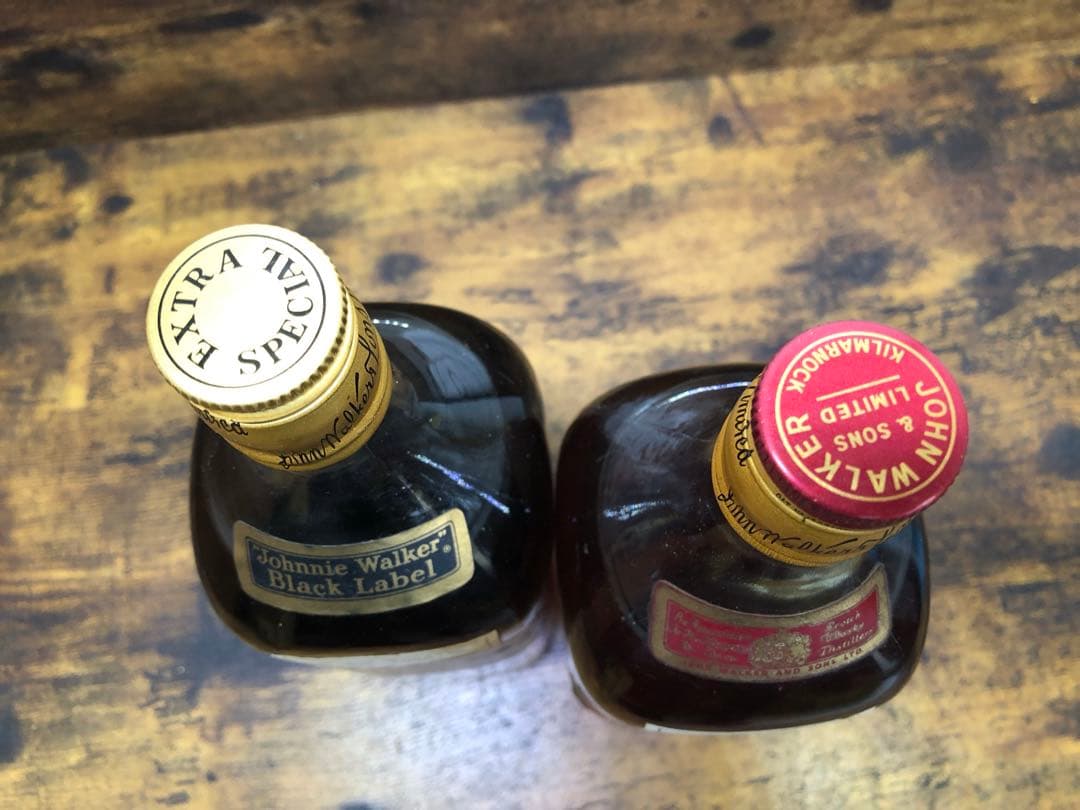 ジョニーウォーカー 赤 黒 ウイスキー特級 1.136ml キングサイズ