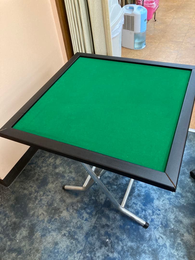 簡易麻雀卓と牌