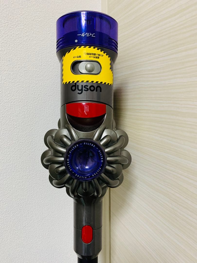 おまけ多数！超美品！15分以上動作済！Dyson SV10K コードレス - メルカリ