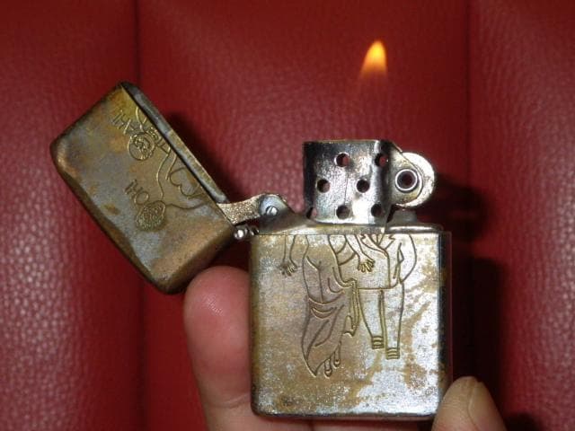 50'S☆紳士淑女☆オイルライター☆ビンテージ☆騙し絵☆トリックアート