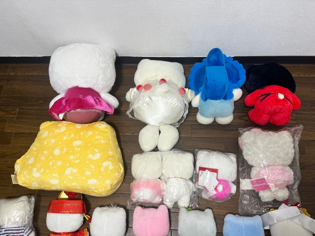 レア　希少 中古 レトロ　サンリオ　ハローキティ　ぬいぐるみ　29点　まとめ売り
