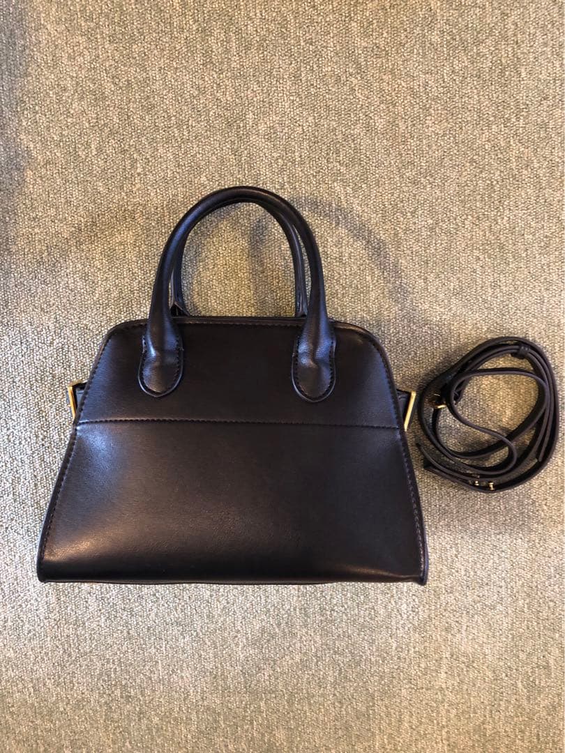 新品未使用✨THE ROW バッグ ノベルティ マルゴー10 本革