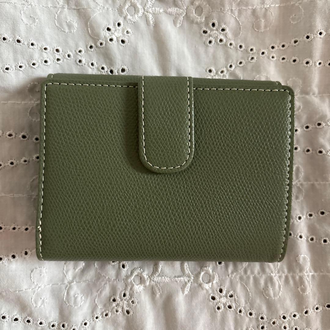 キタムラ　グリーン 二つ折り財布