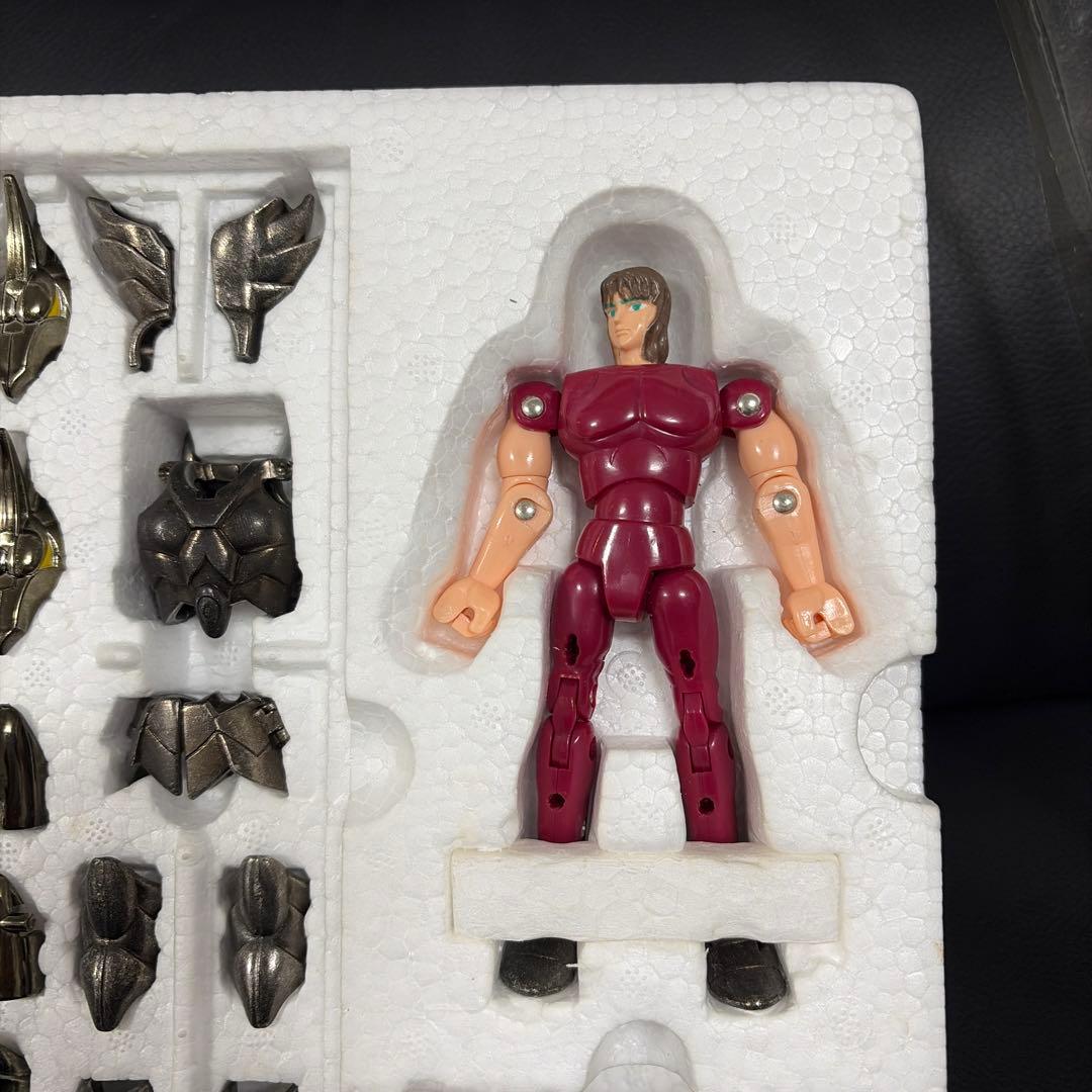 聖闘士星矢　アルファローブ　フィギュア