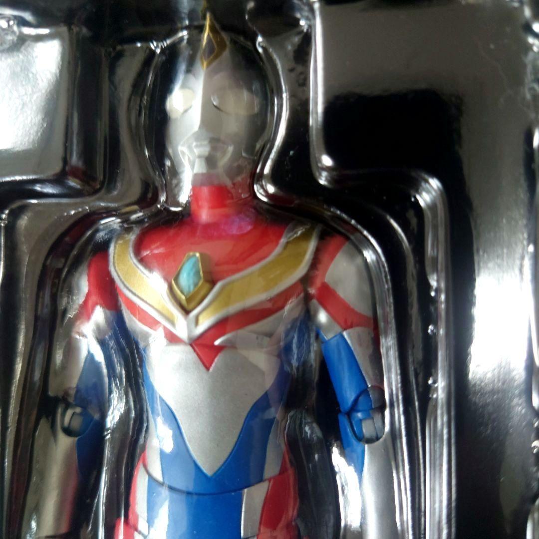 新品未使用SHFiguarts 真骨頂ウルトラマンダイナ フラッシュタイプ