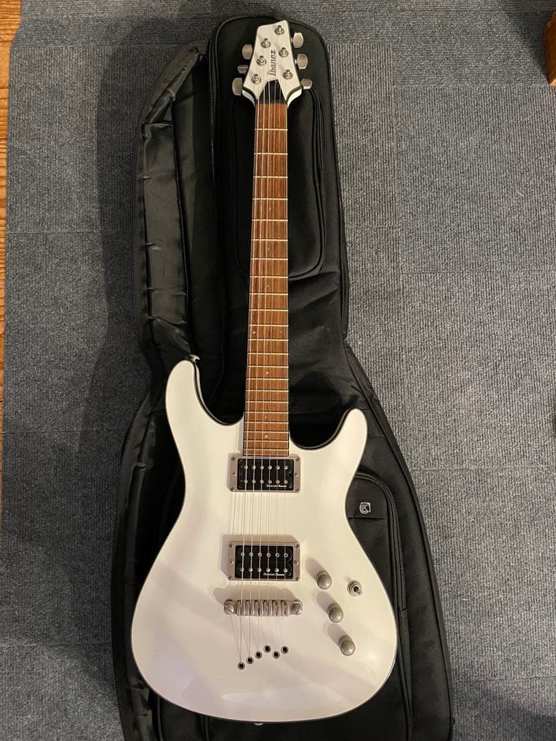 希少白！Ibanez SZ320EX 美品 DuncanPU＋新品ギグバッグ付！ - メルカリ