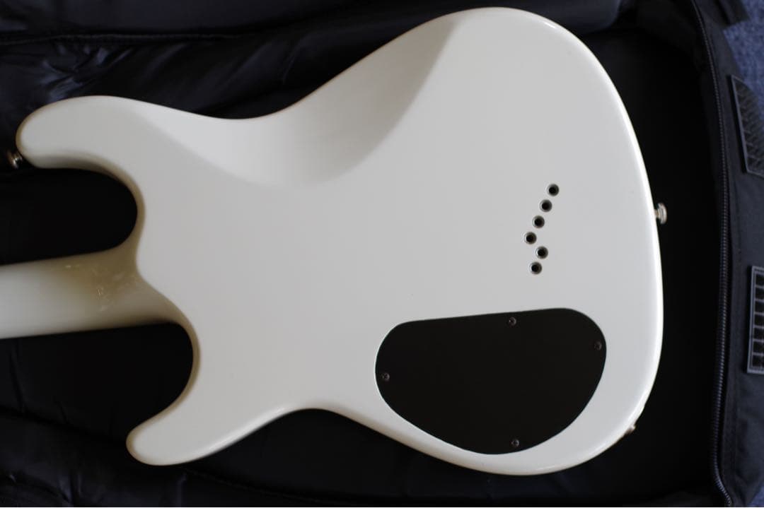 希少白！Ibanez SZ320EX 美品 DuncanPU＋新品ギグバッグ付！ - メルカリ