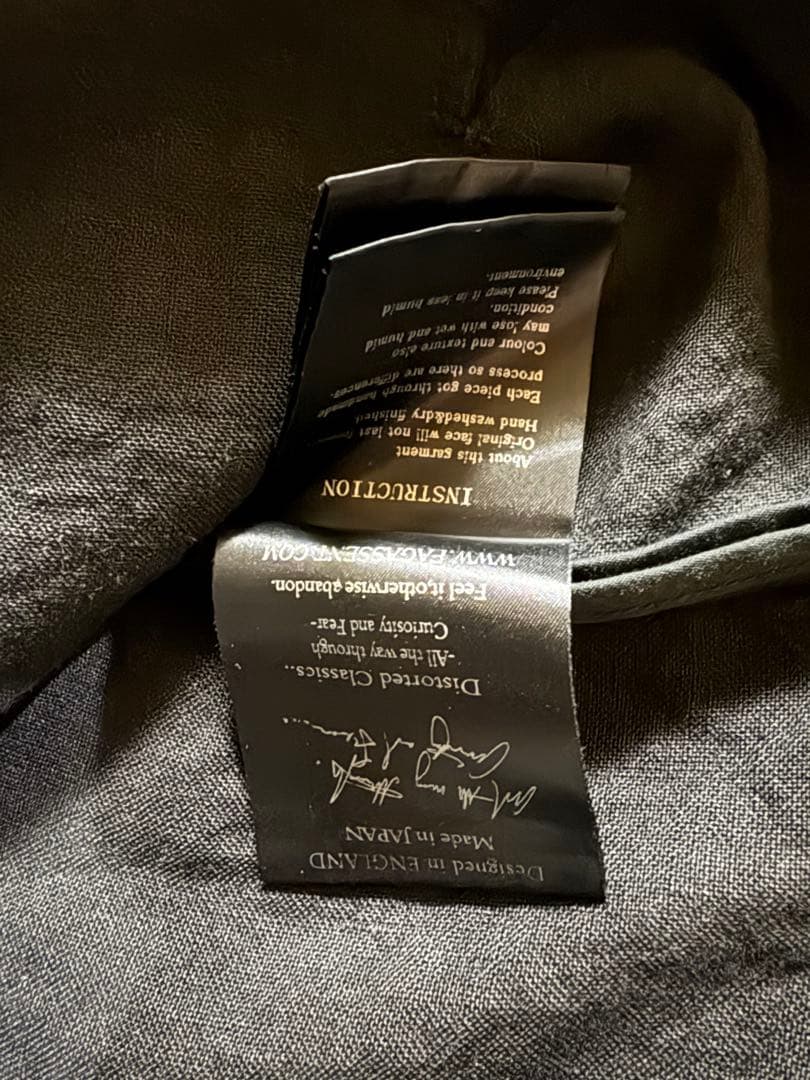 ファガッセン、リネン 黒 チェスター風コート ペイントスプラッシュ‼️