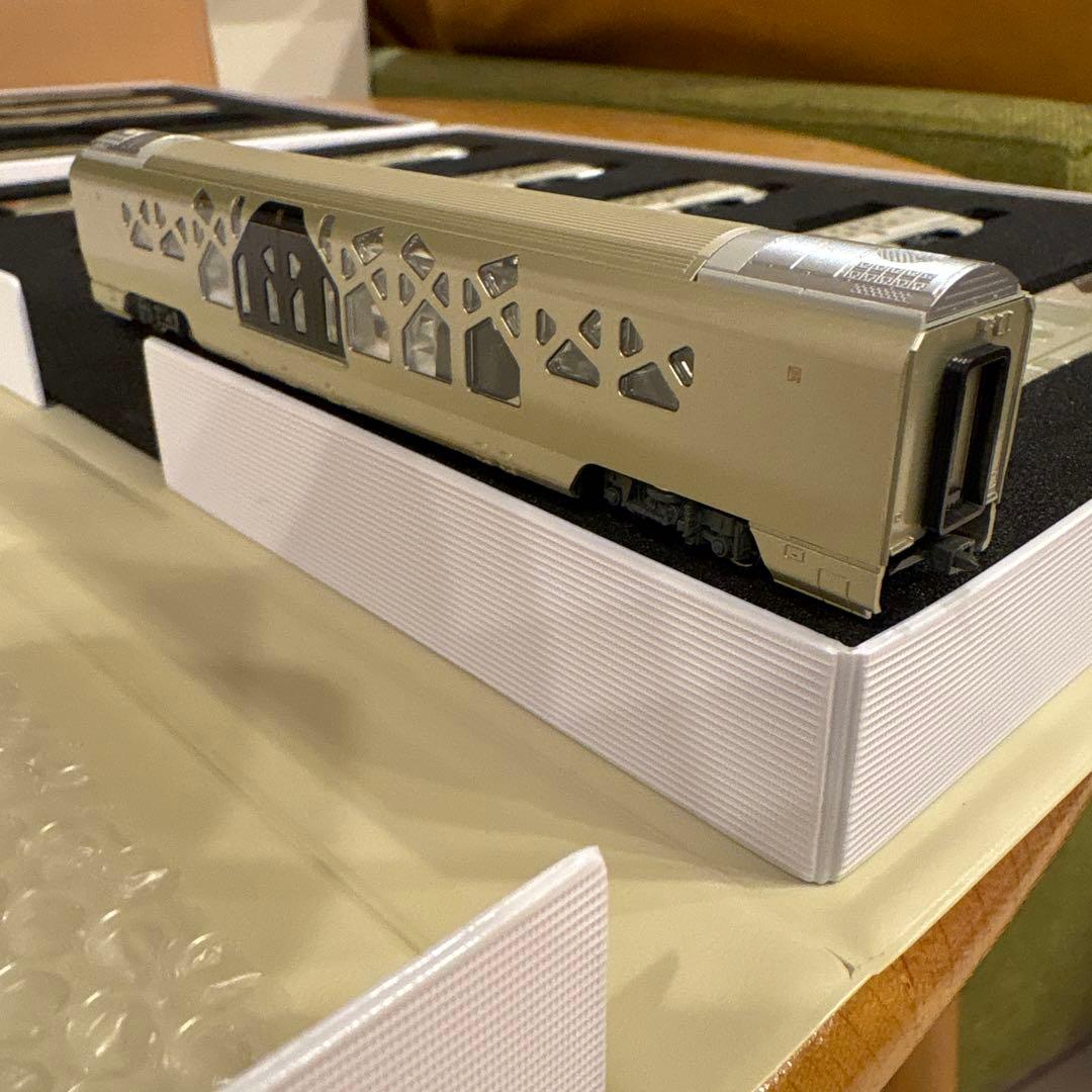 【新同】KATO 10-1447 E001形TRAIN SUITE四季