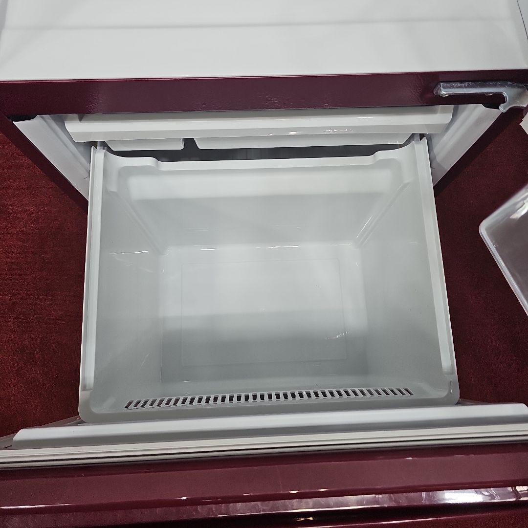 ワインレッド冷蔵庫と6kg洗濯機セット