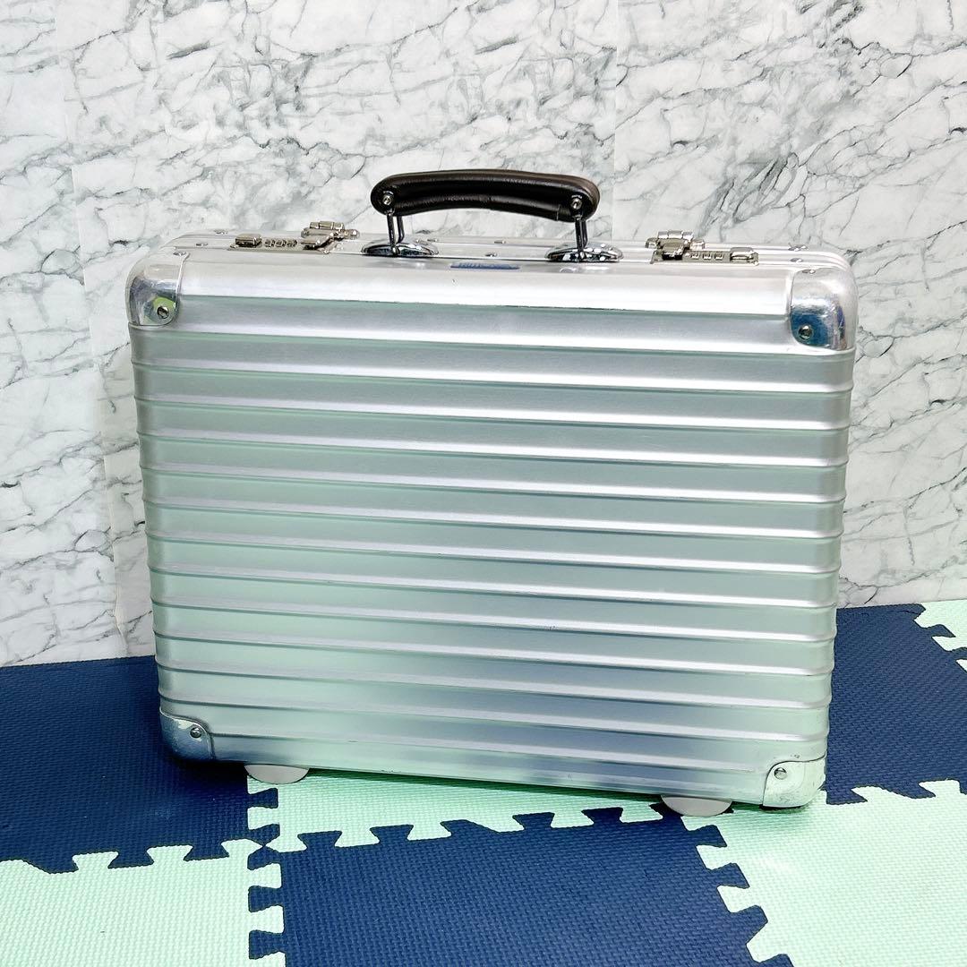 廃盤】リモワ CLASSIC FLIGHT 976.12 クラシックフライト - メルカリ