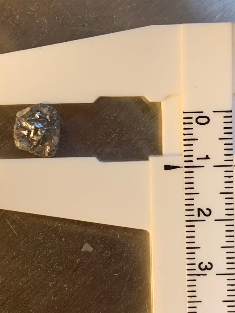 ダイヤモンド原石5.5ct 隕石ダイヤモンドダイアルース標本化石