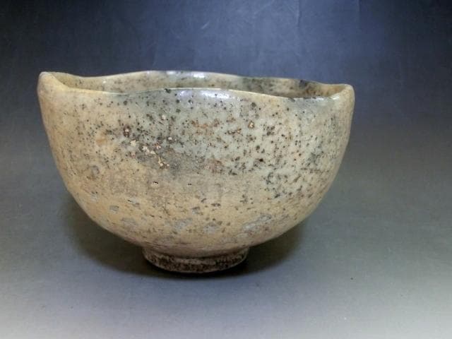 茶碗□時代物 古い白釉黒紋硬碗 桃山時代 灰釉 波口