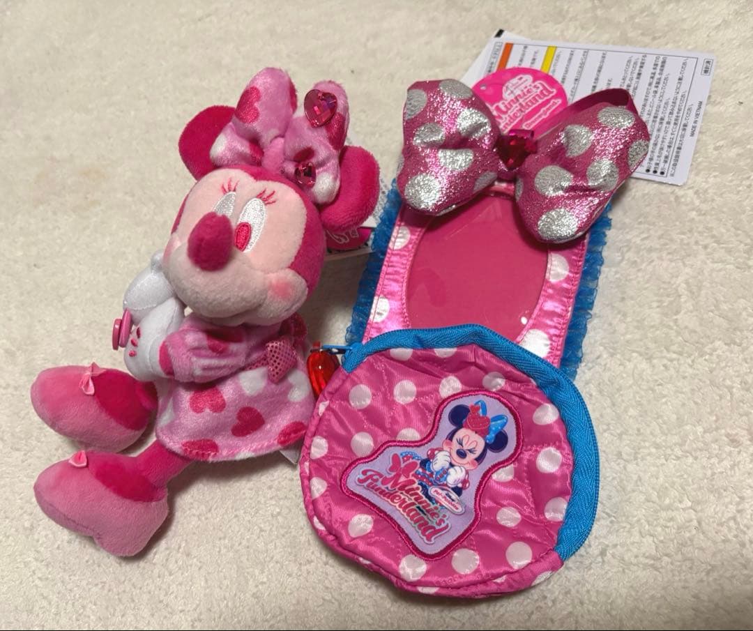 ミニーのファンダーランド ぬいぐるみチャーム、カードホルダー