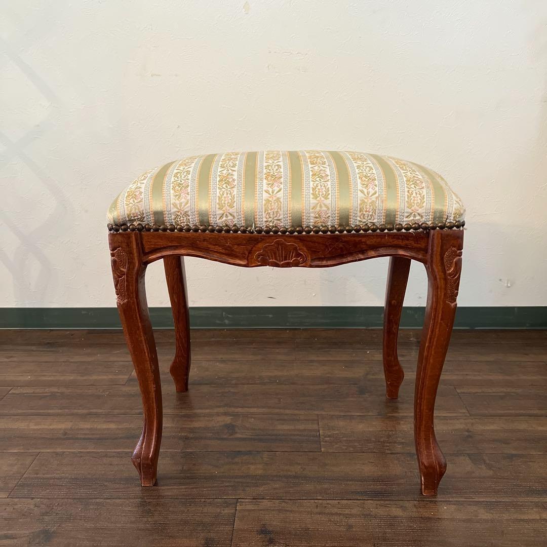 k067r120 クラシカルなスツール・オットマン 2個セット ストライプ 猫脚