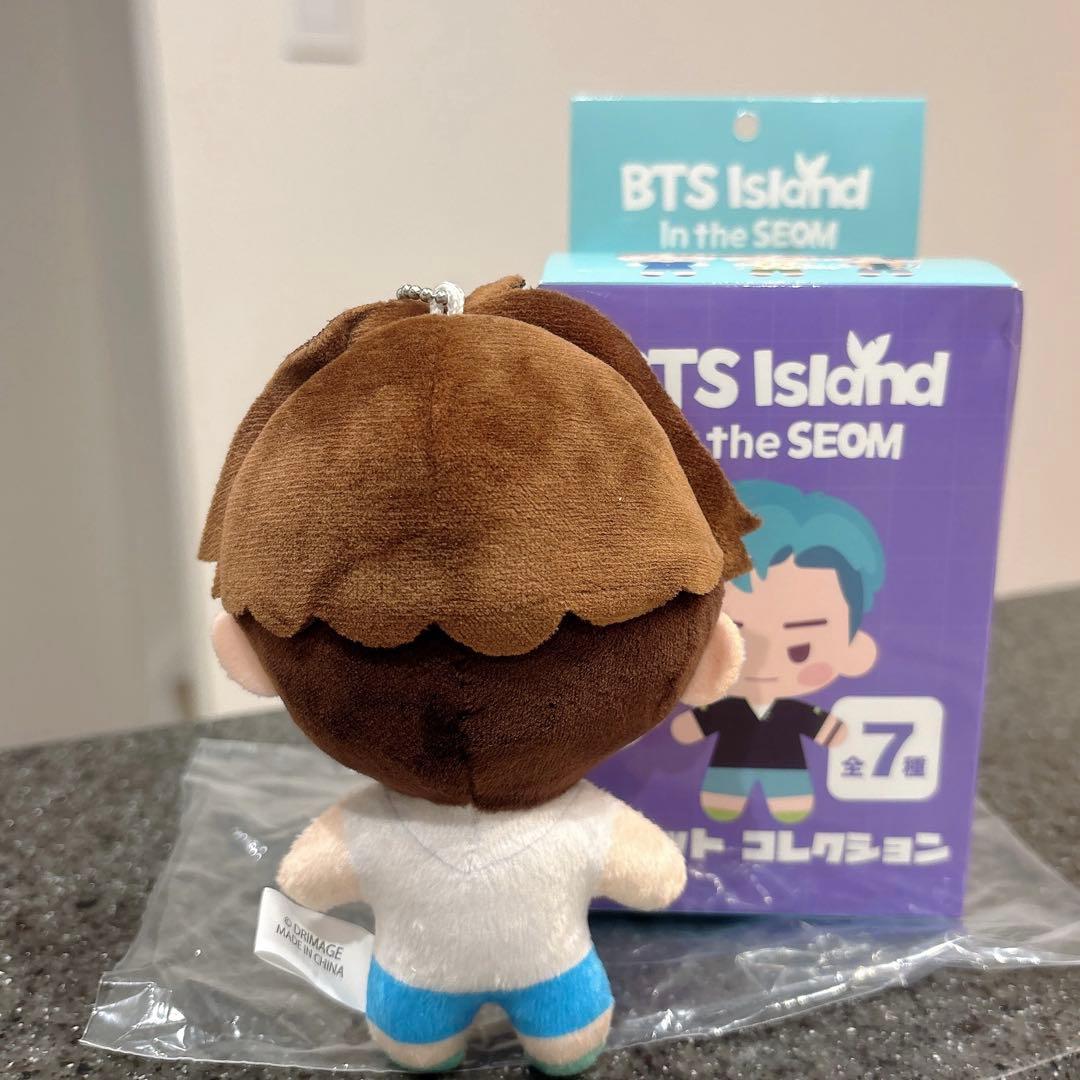 BTS Island マスコットチャーム SUGA ユンギ インザソム - メルカリ